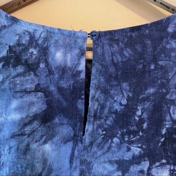 C&C California Tie Dye Linen Blend Top - Picture 4 of 6
